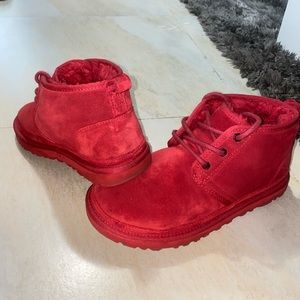 red boot uggs